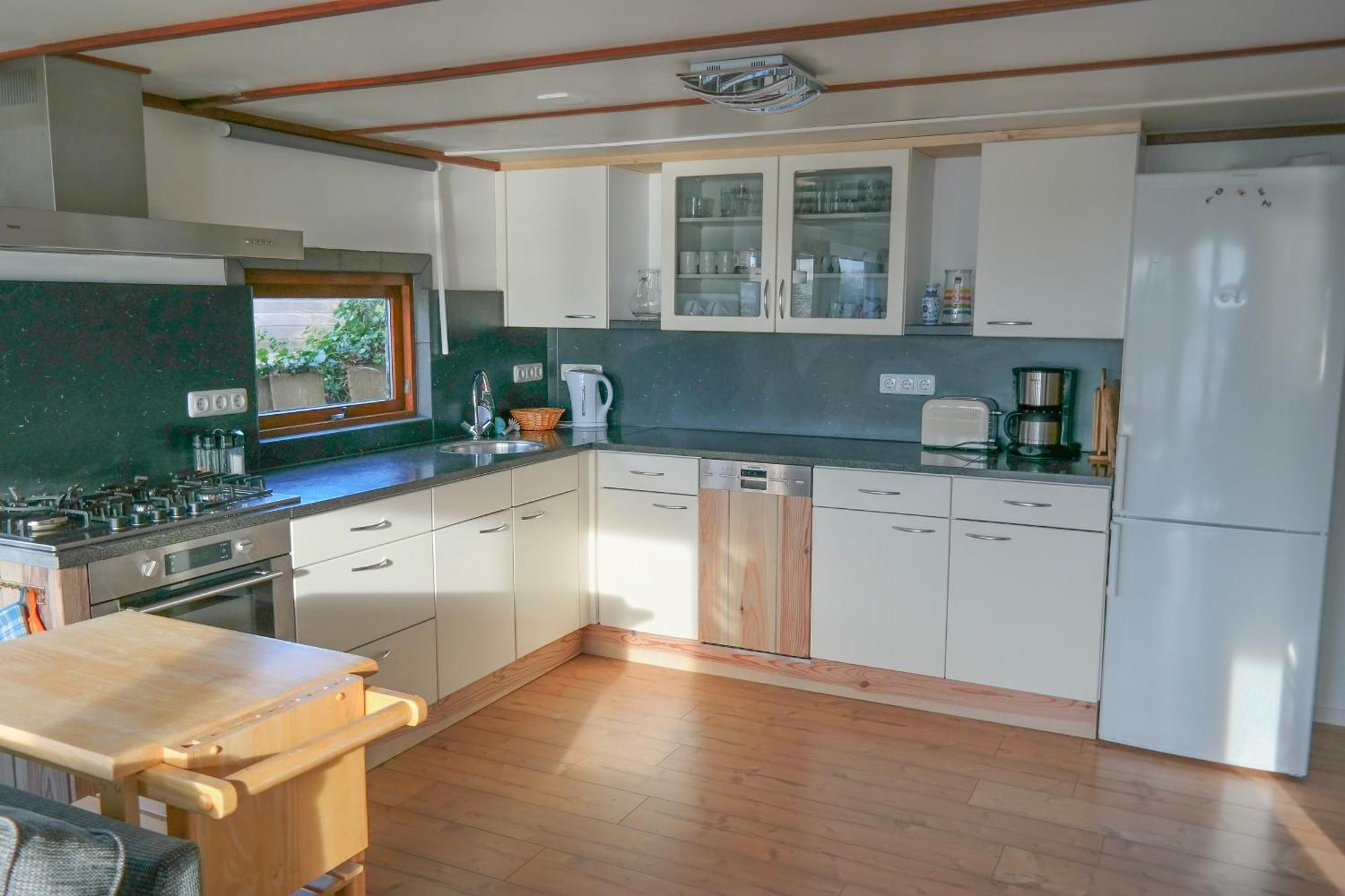 8 Pers House 'Capitein Theis' With Seaside In Front Of The Lauwersmeer Anjum 外观 照片