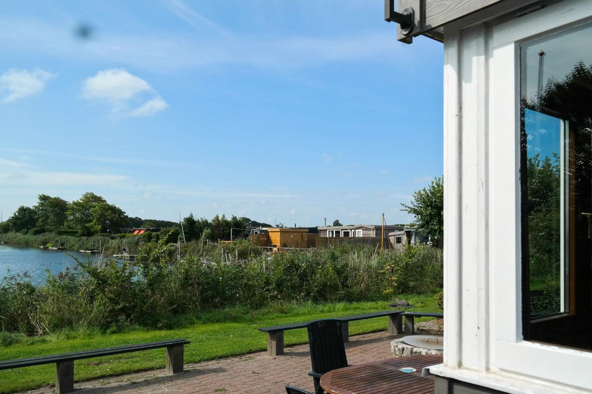 8 Pers House 'Capitein Theis' With Seaside In Front Of The Lauwersmeer Anjum 外观 照片