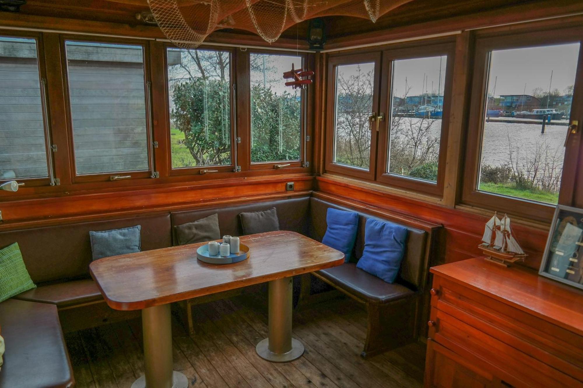 8 Pers House 'Capitein Theis' With Seaside In Front Of The Lauwersmeer Anjum 外观 照片